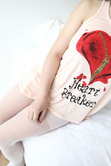 ‘完美体育投注’湿疹会造成的危害性呢?(图2) 完美体育官网